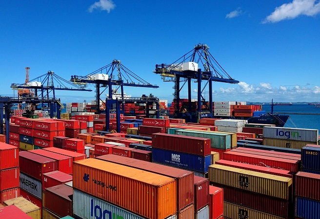 Movimentação de cargas em portos da Bahia cai 9%