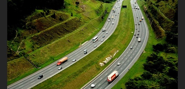 Investimentos em rodovias concedidas em 2022 reduziram em R$ 30 bi o custo logístico do país