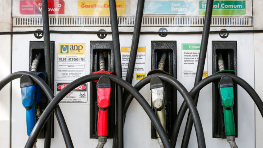 Federação de postos confirma restrições de oferta de diesel; ANP diz que não há falta