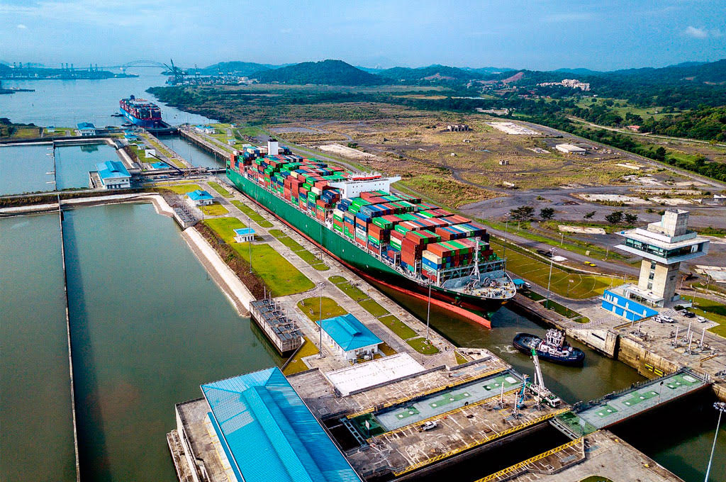 Canal do Panamá manterá restrições à travessia por pelo menos um ano